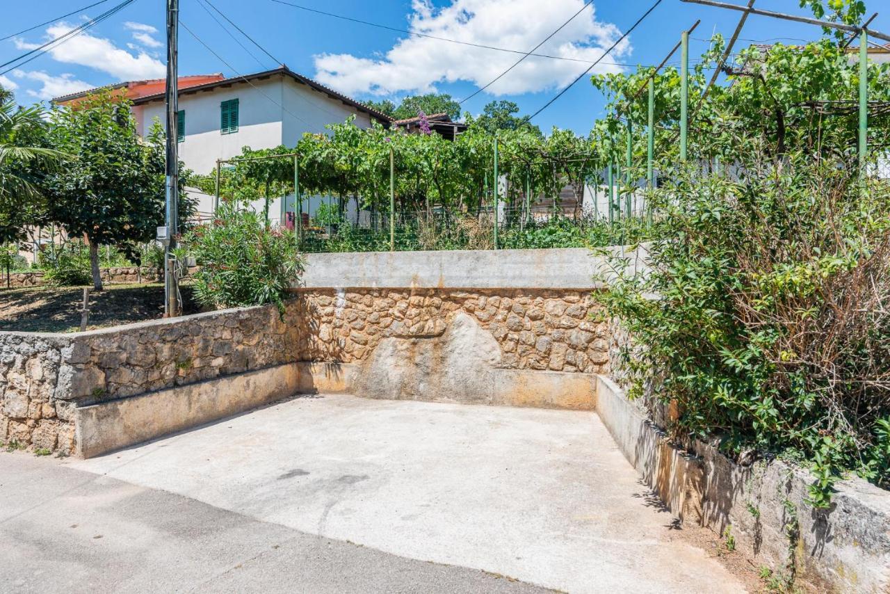 Apartamento Apartman Knezevic Opric Exterior foto